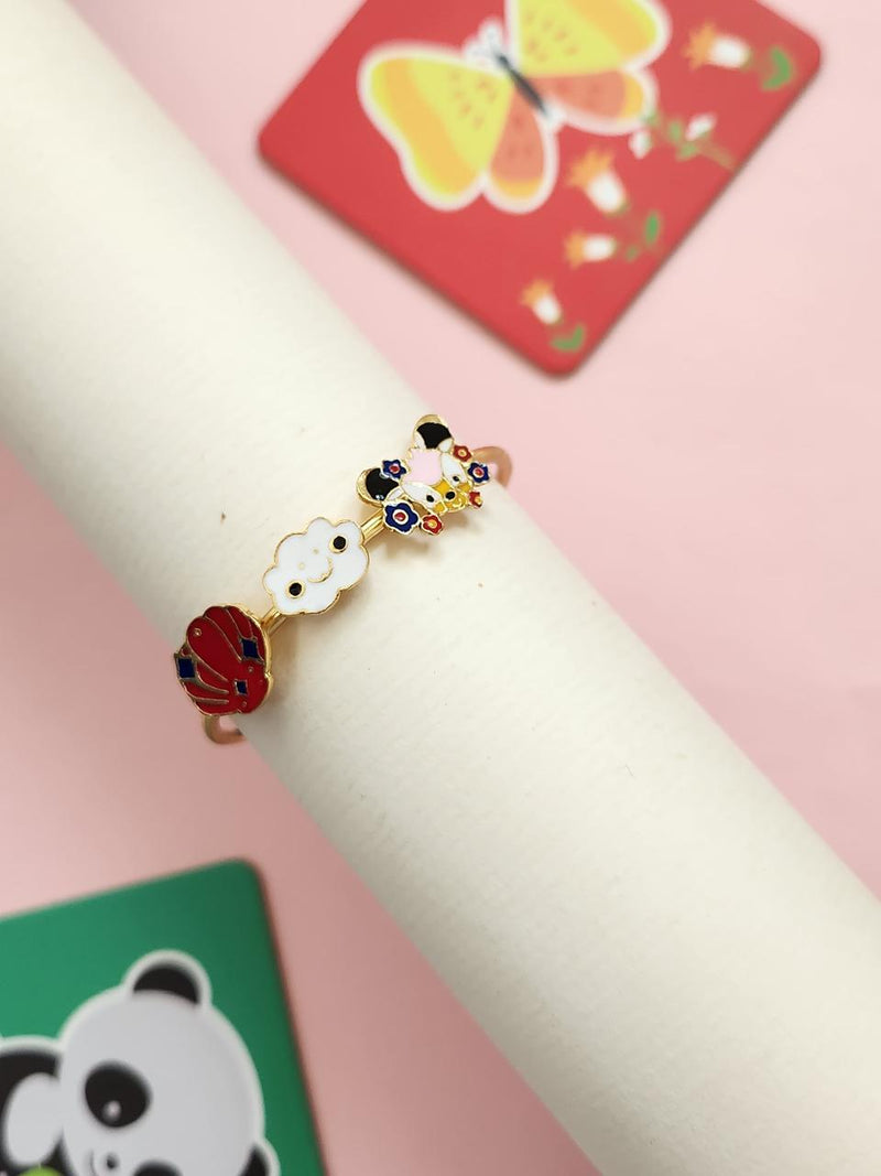 A sleek silver kada for kids with a smooth finish and rounded edges, designed for comfort and style.