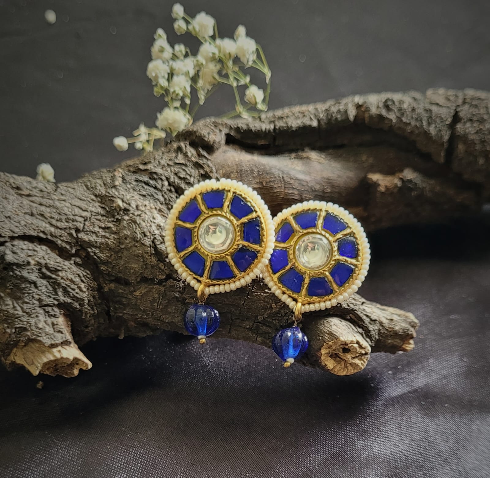 Rania Studs