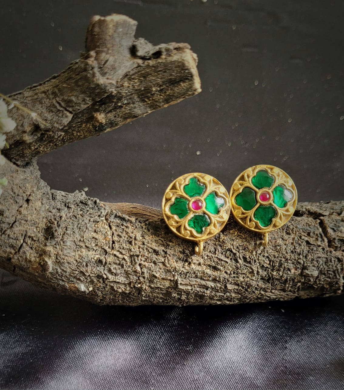 Kumadini Studs