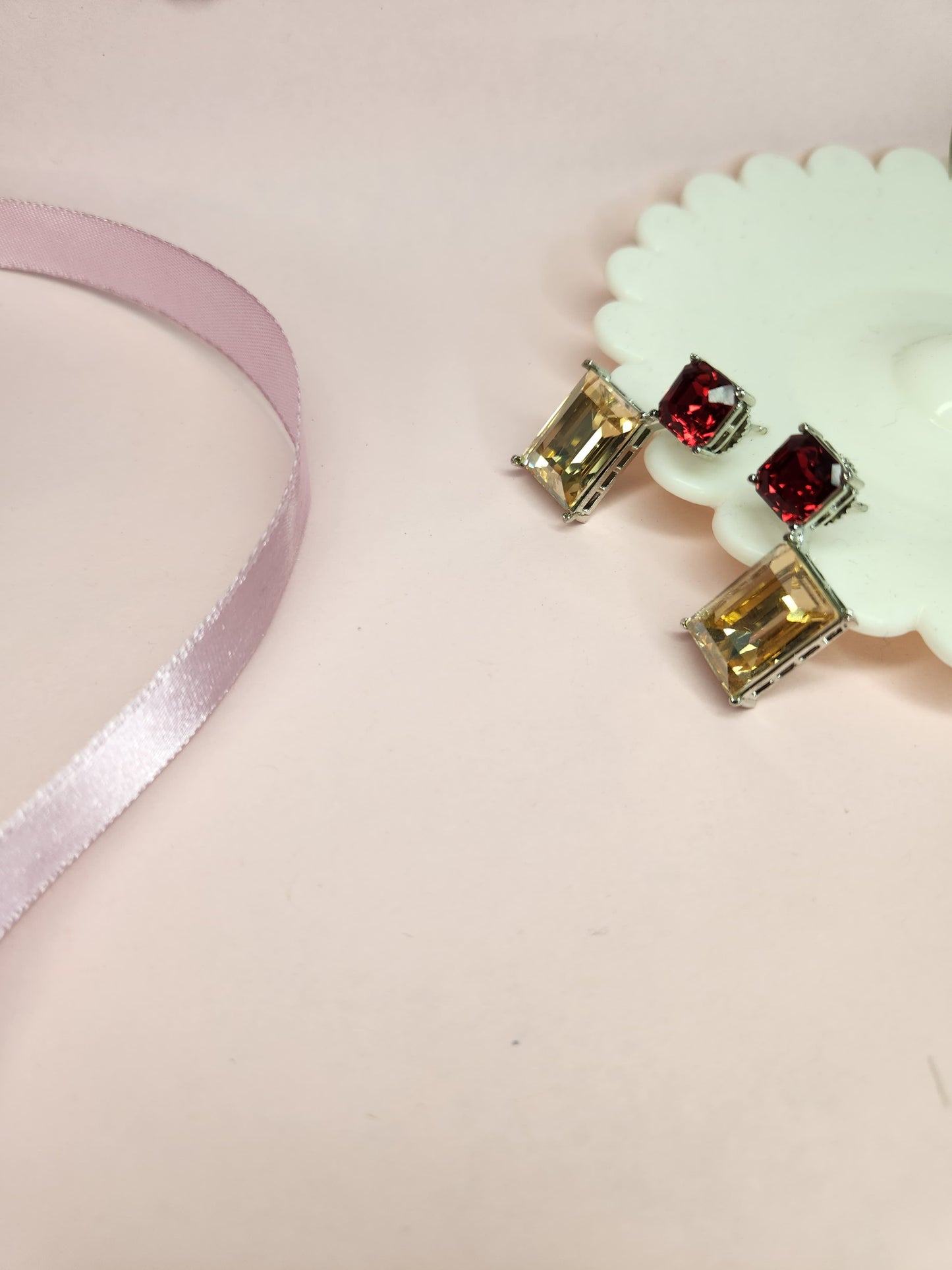 Pendant set with earrings