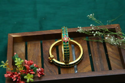 Chandan Bangles