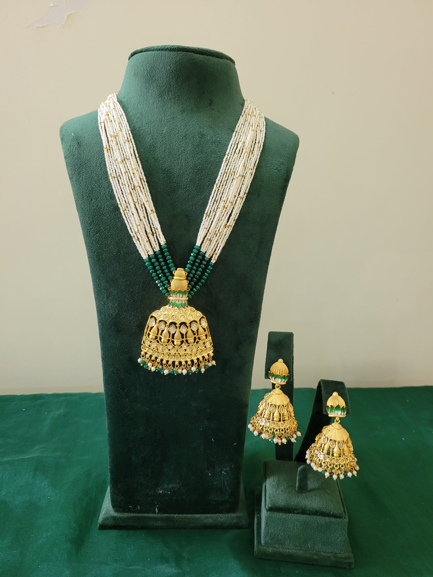 Dome Necklace Set