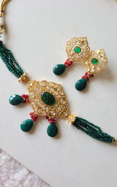 Carved Emerald Choker Set