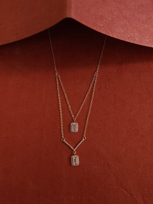A classic silver chain with a smooth, polished finish and interlocking links, offering a timeless and versatile accessory.