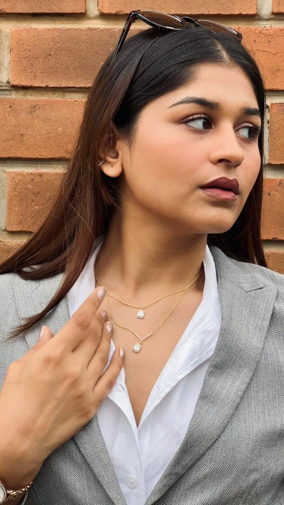 A classic silver chain with a smooth, polished finish and interlocking links, offering a timeless and versatile accessory.