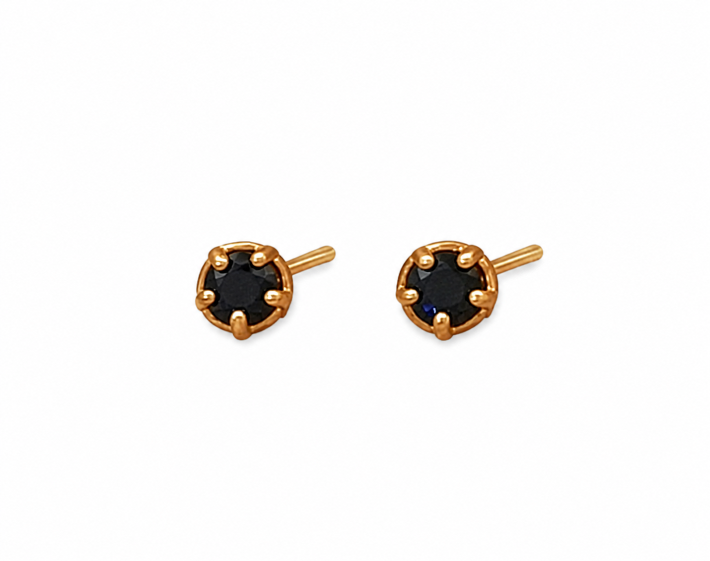 Prong 925 Silver Studs