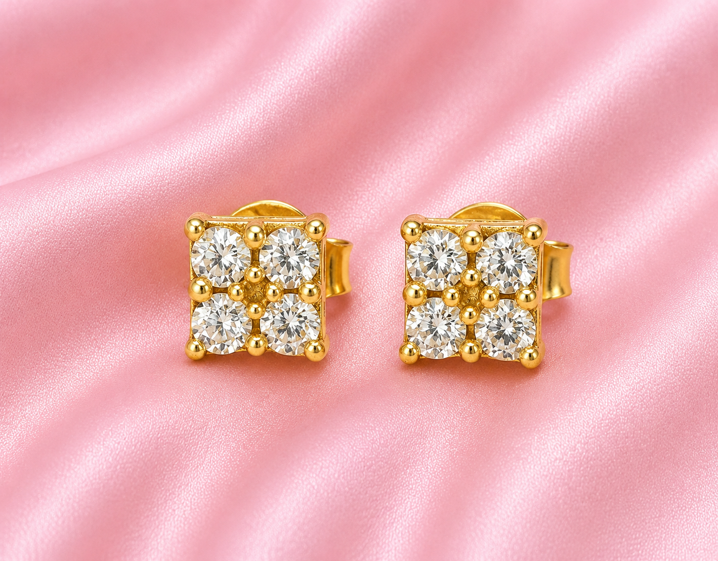 Quadra 925 Silver Studs