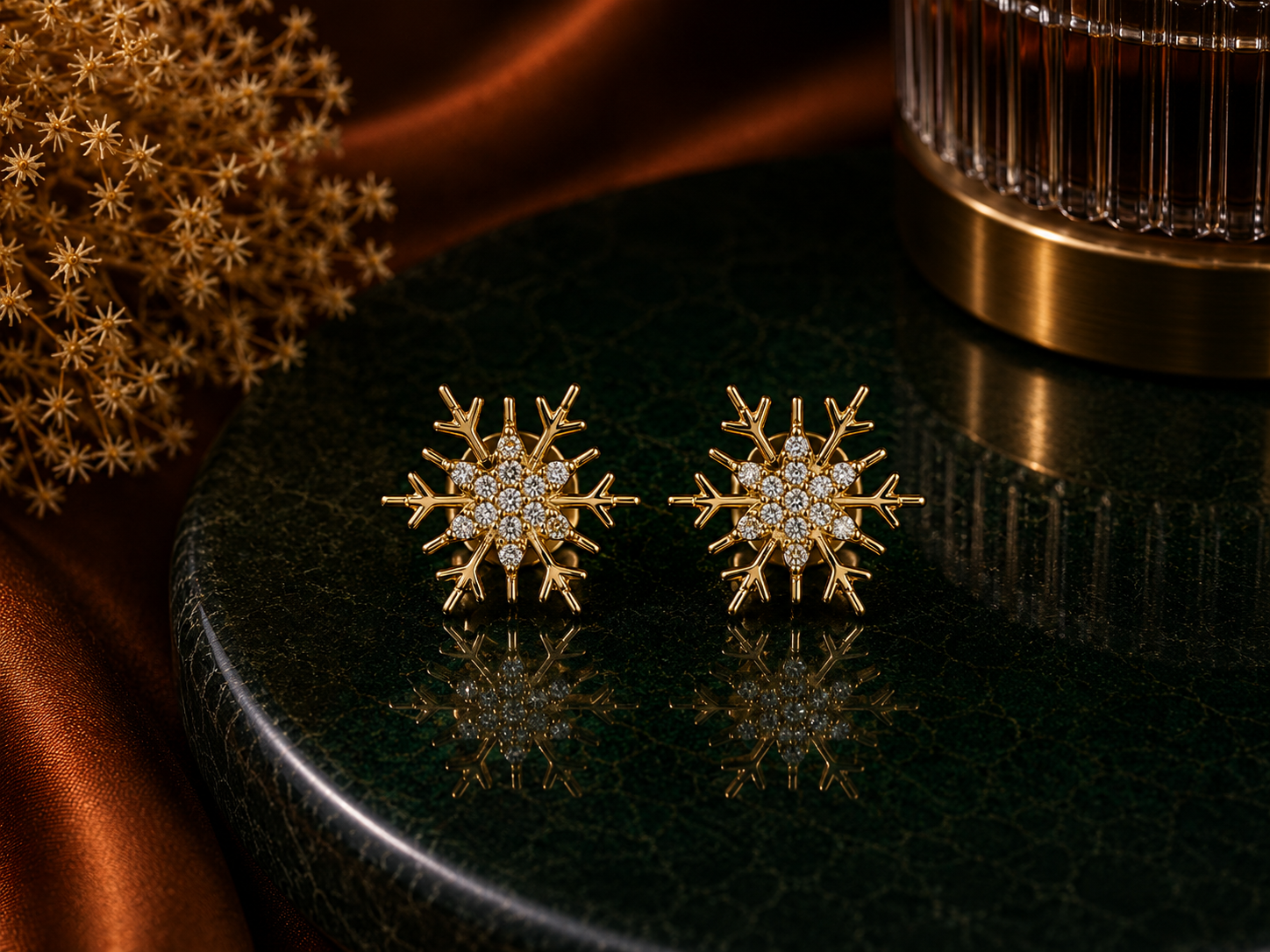 Snowy 925 Silver Studs