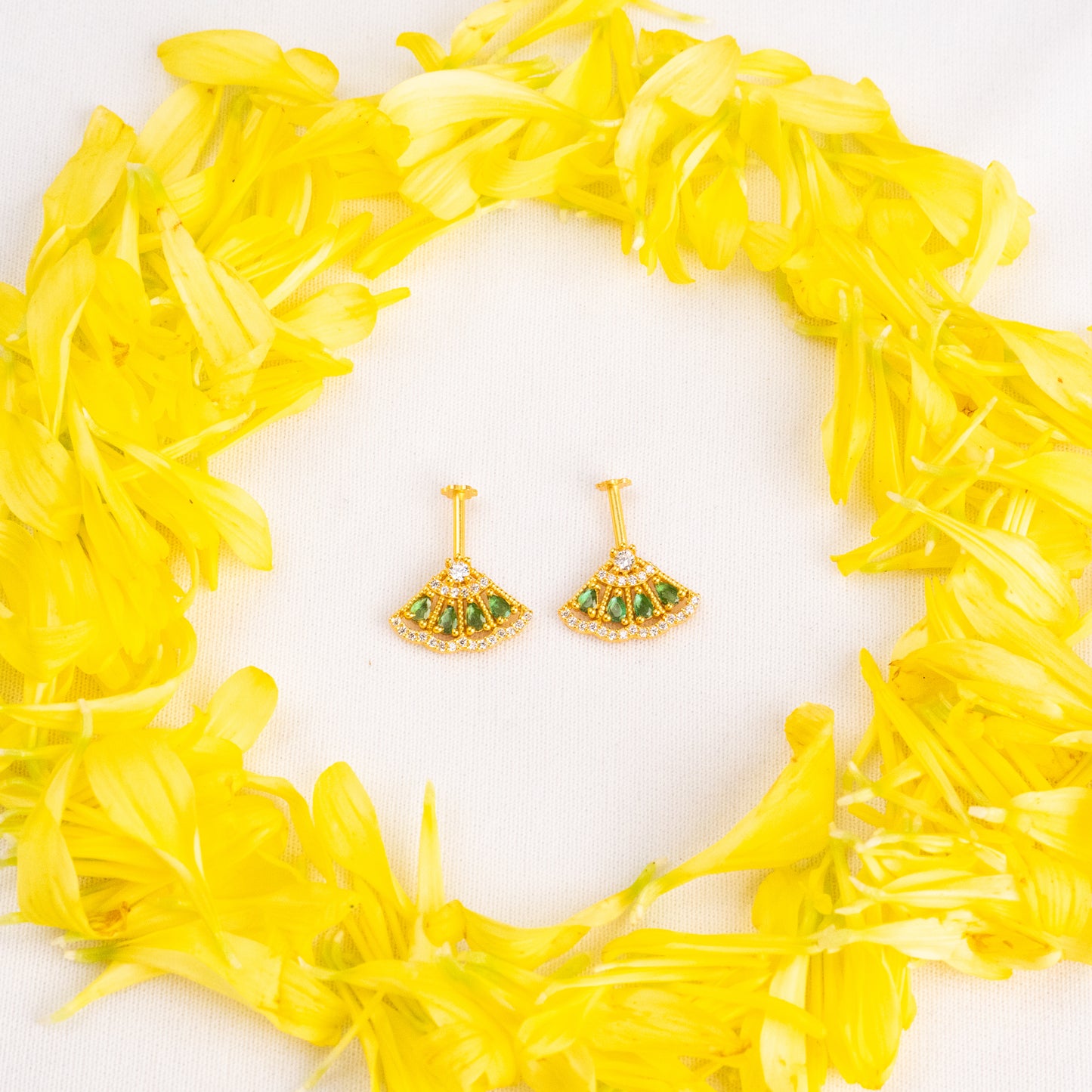 Sira Silver Bugadi Earrings
