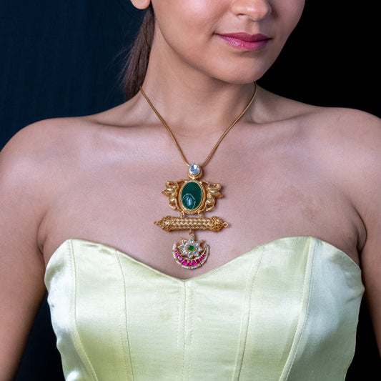 Shura Pendant Chain