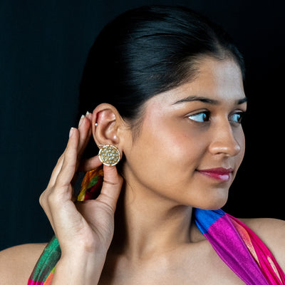 Flora petals ear stud