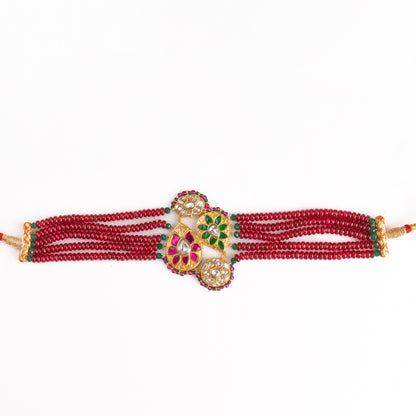 Laarika Choker