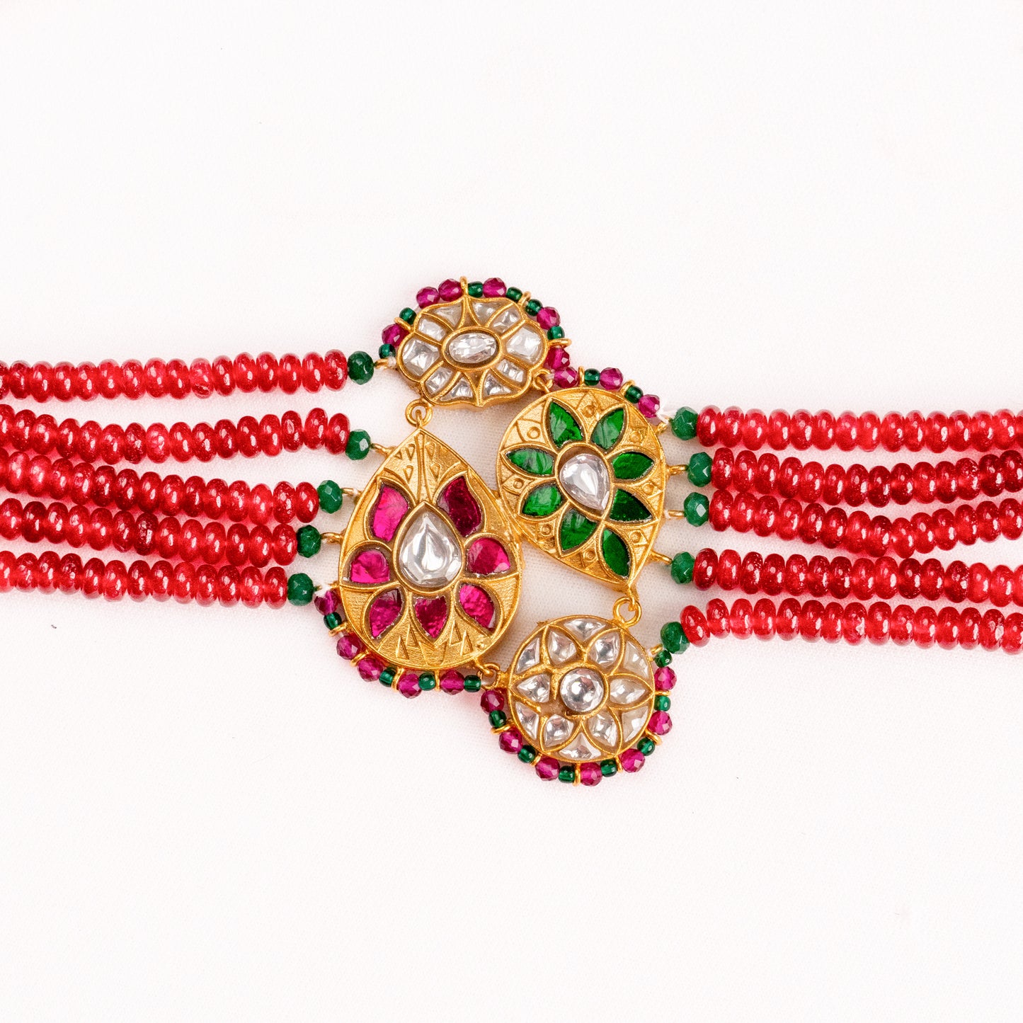Laarika Choker
