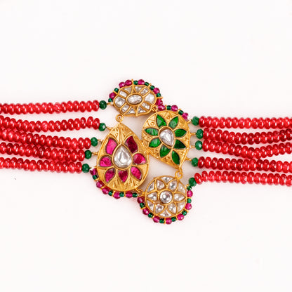 Laarika Choker