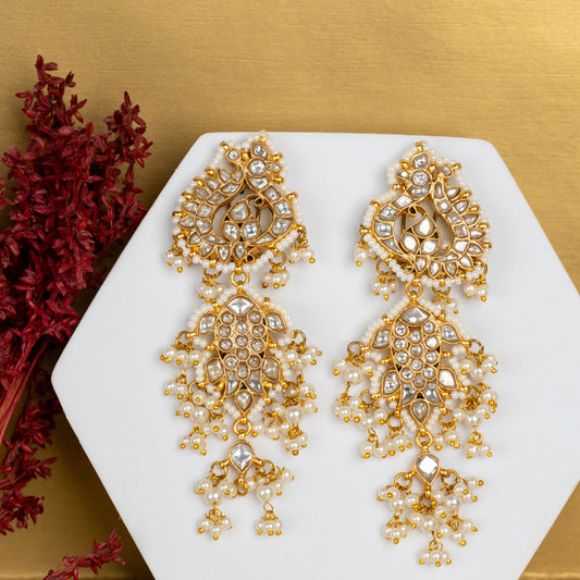 Yunay Earrings