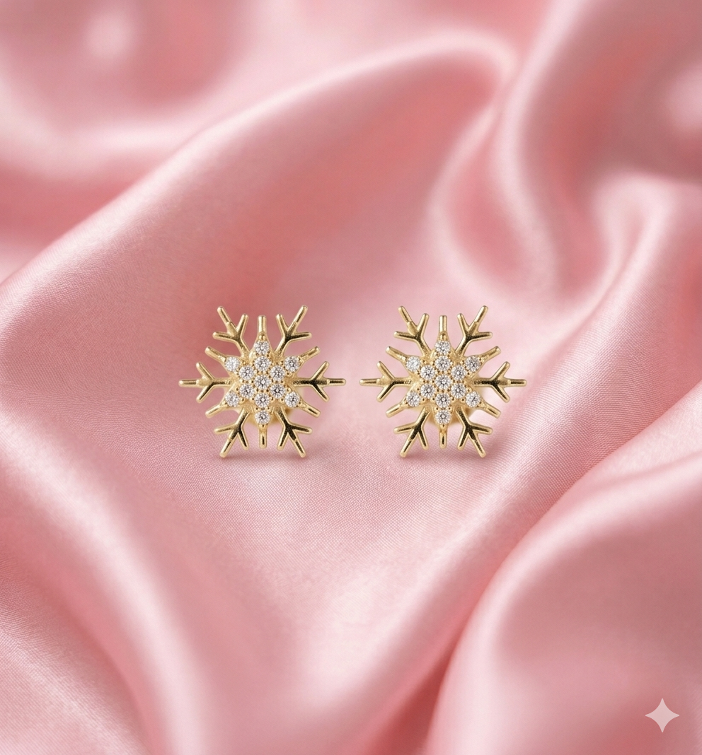 Snowy 925 Silver Studs