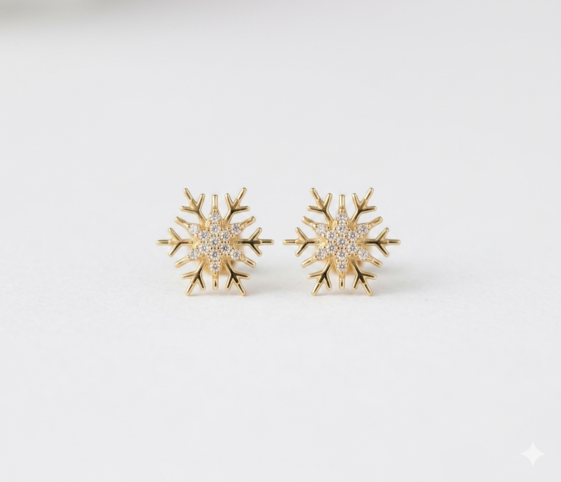 Snowy 925 Silver Studs