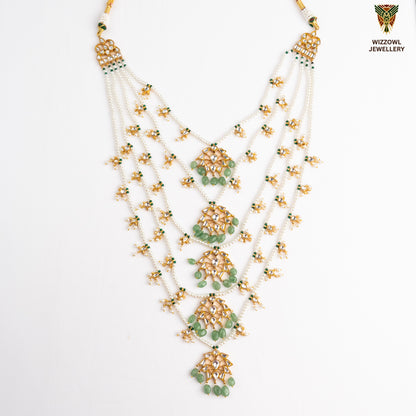 Vedhika Necklace
