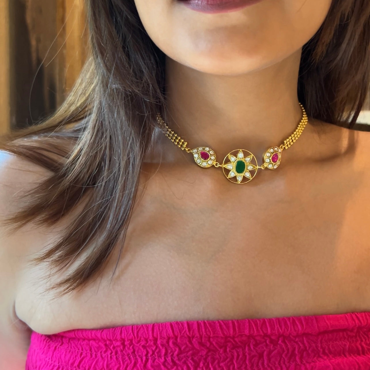 Amulyam Choker