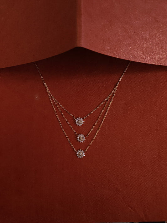 A classic silver chain with a smooth, polished finish and interlocking links, offering a timeless and versatile accessory.