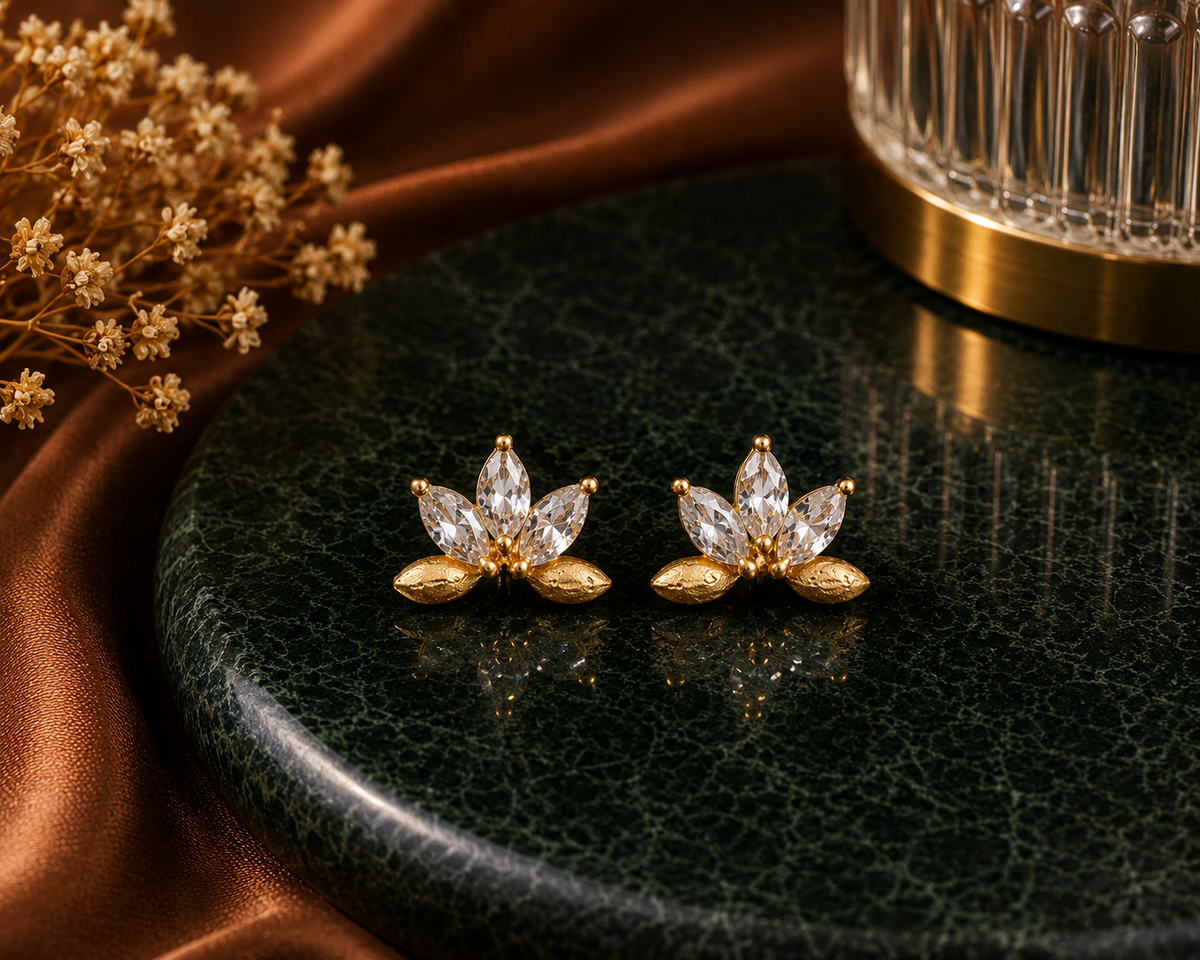 Petaline 925 Silver Studs