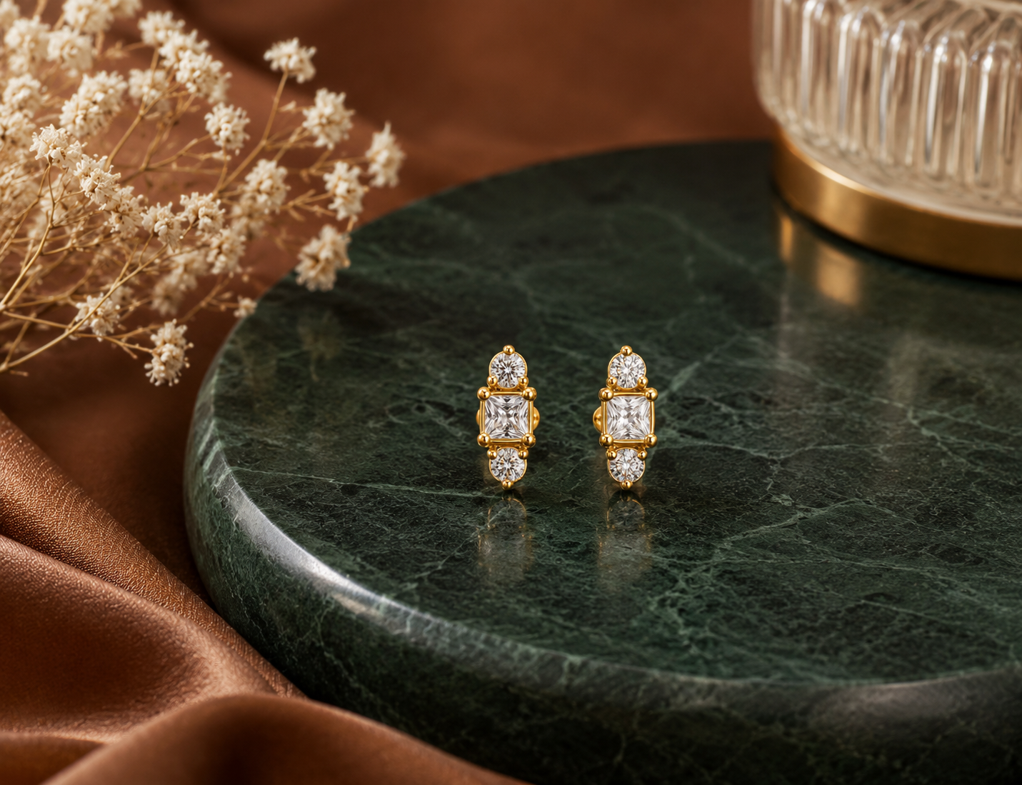 Sow 925 Silver Studs