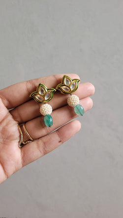 Kundan Leaf Earrings