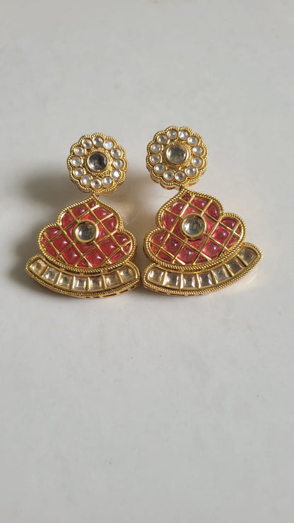Red Pankhi Dangler