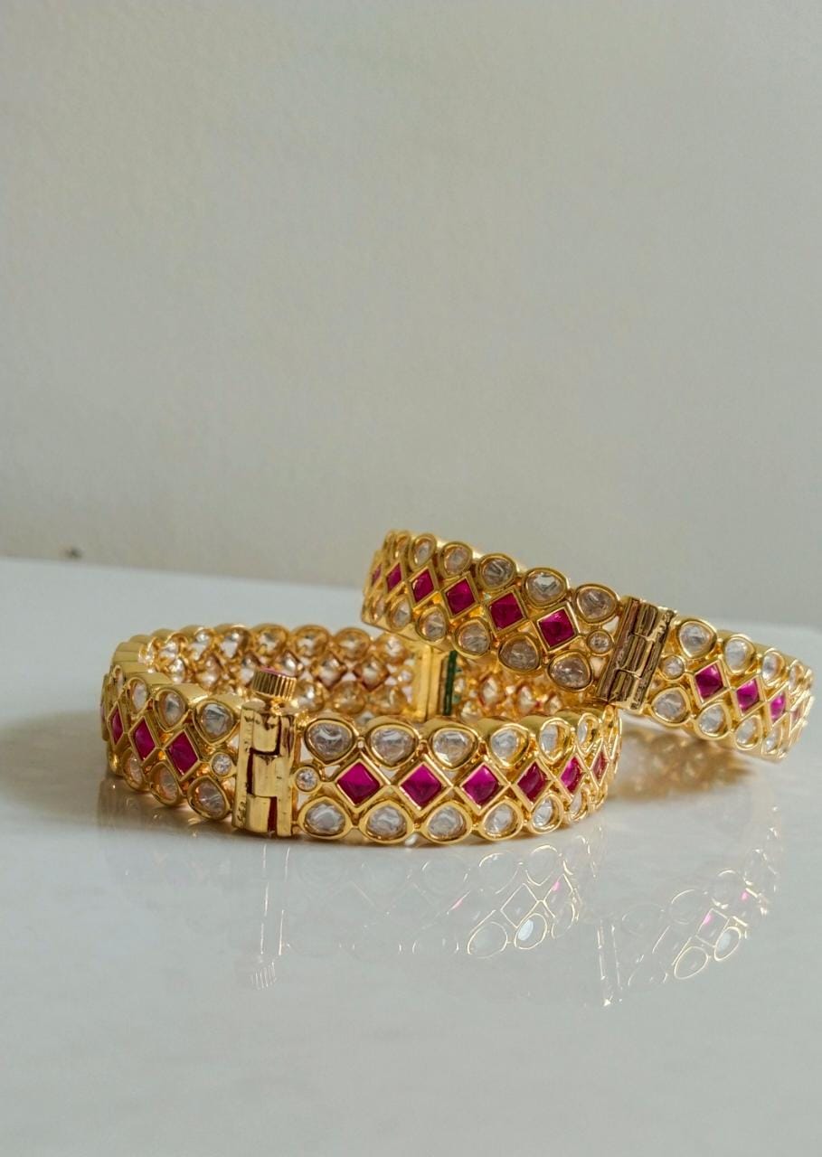 Paavani Bangles