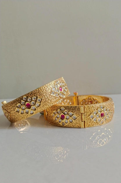 Pernia Bangle