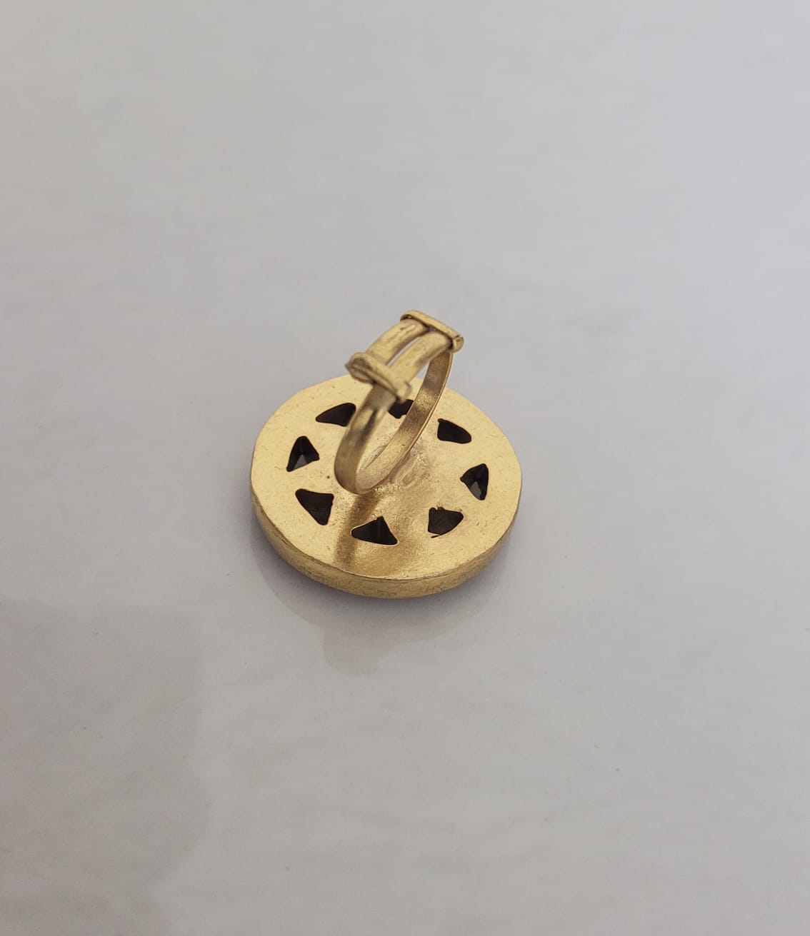 Round Ring