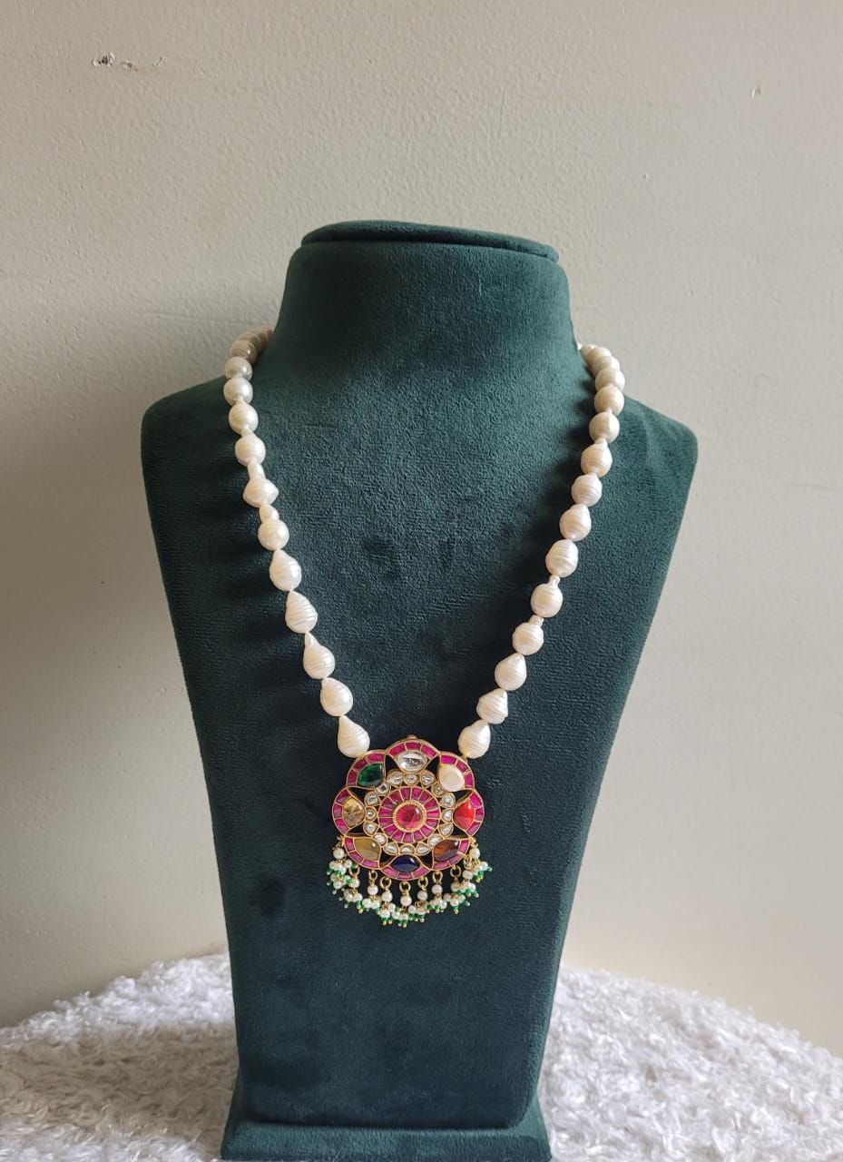 Navratan Pendant Chain