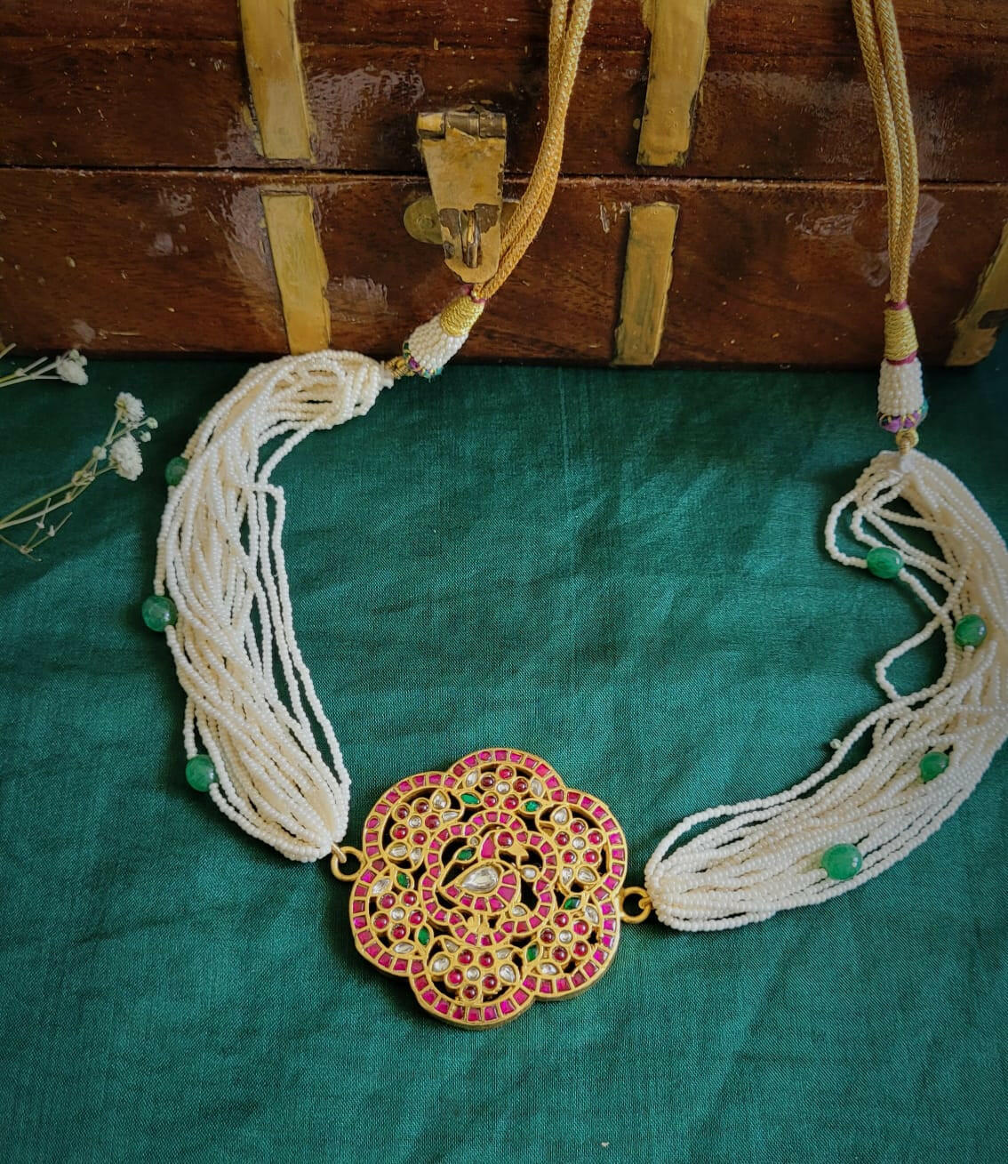 Bird Flower Choker
