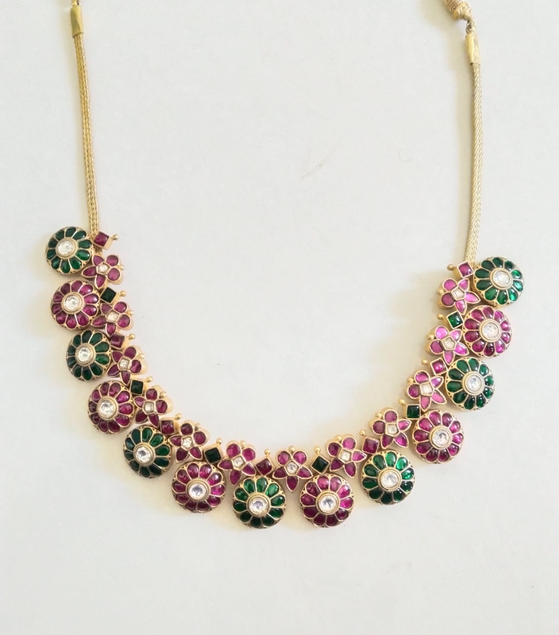 Bottu Necklace Round