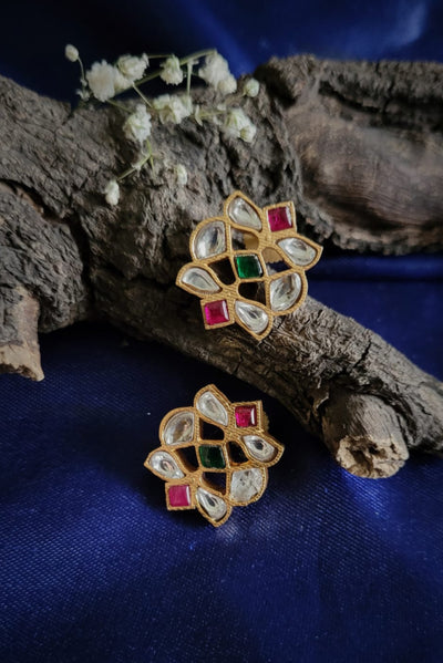 Jharokha  Studs