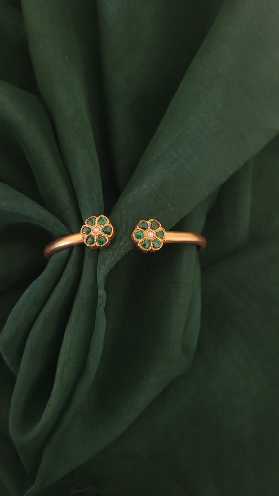 Flower Cuffs Bracelet