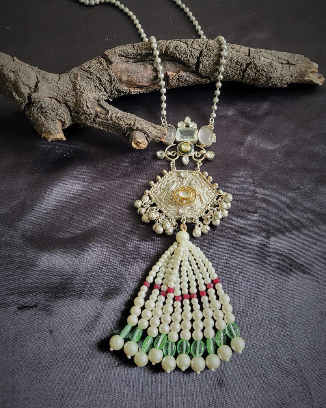 Perkha Neckpiece