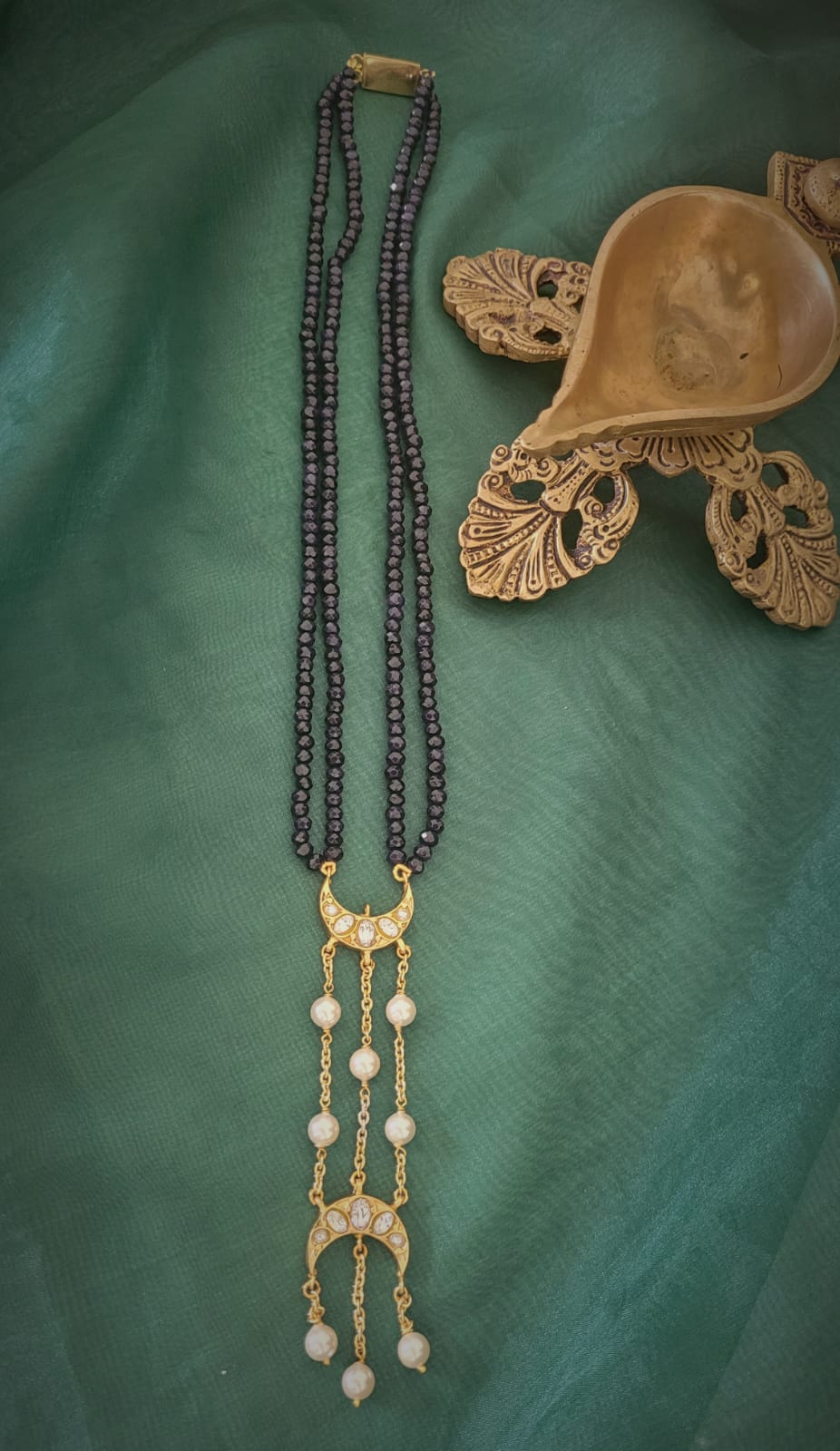 Cresent Pendant Chain