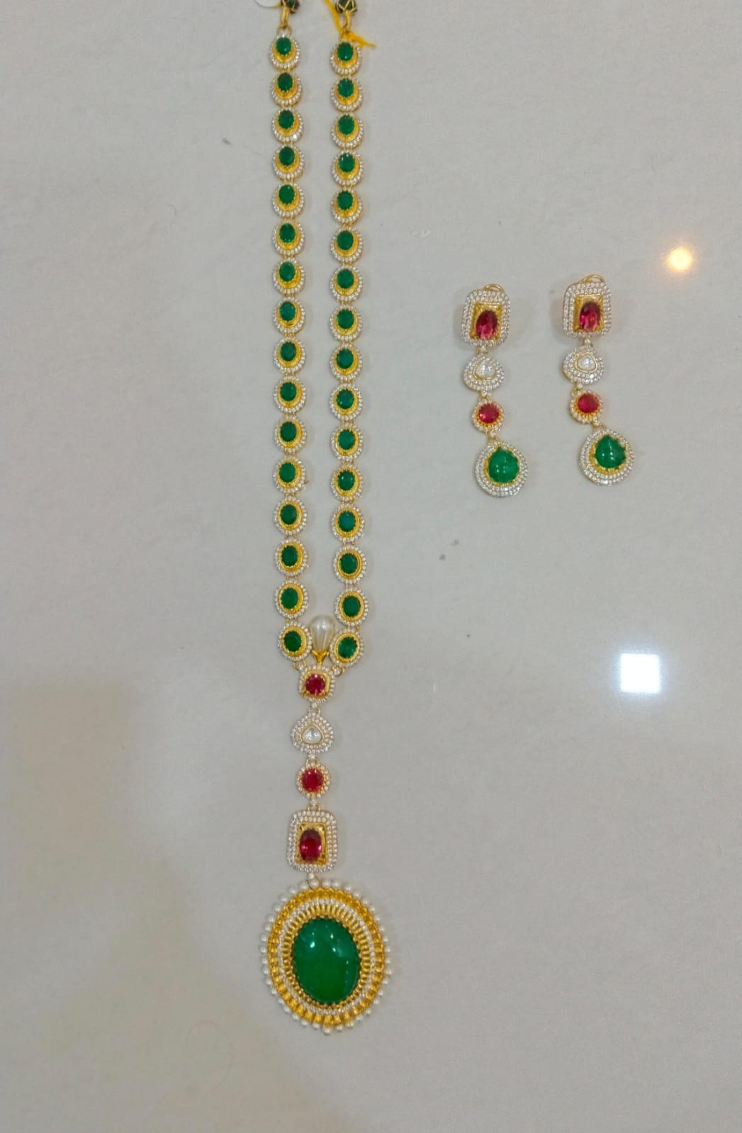 Emerald Necklace Set