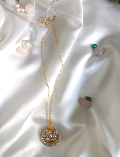 Mehnoor Pendant