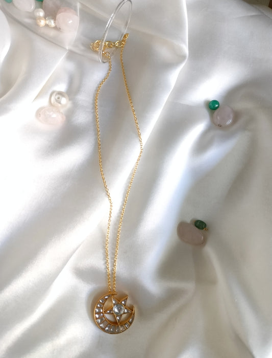 Mehnoor Pendant