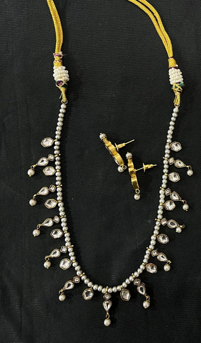 Kundan Neckpiece Set