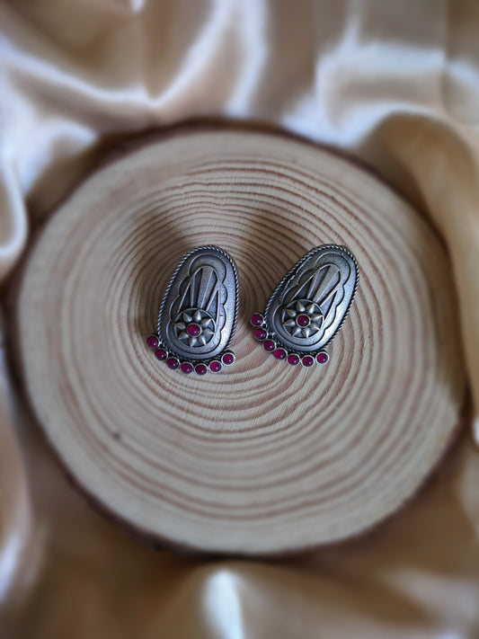 Nayra Earring