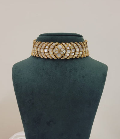 MOP Choker Set