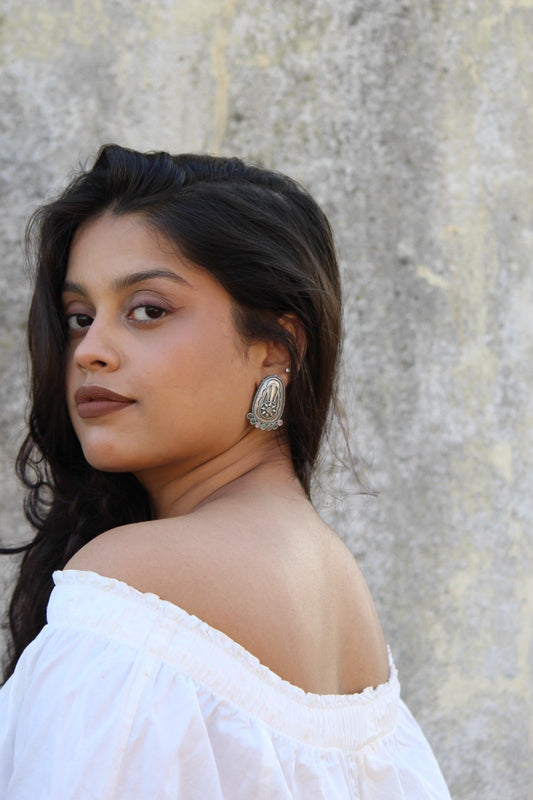 Nayra Earring