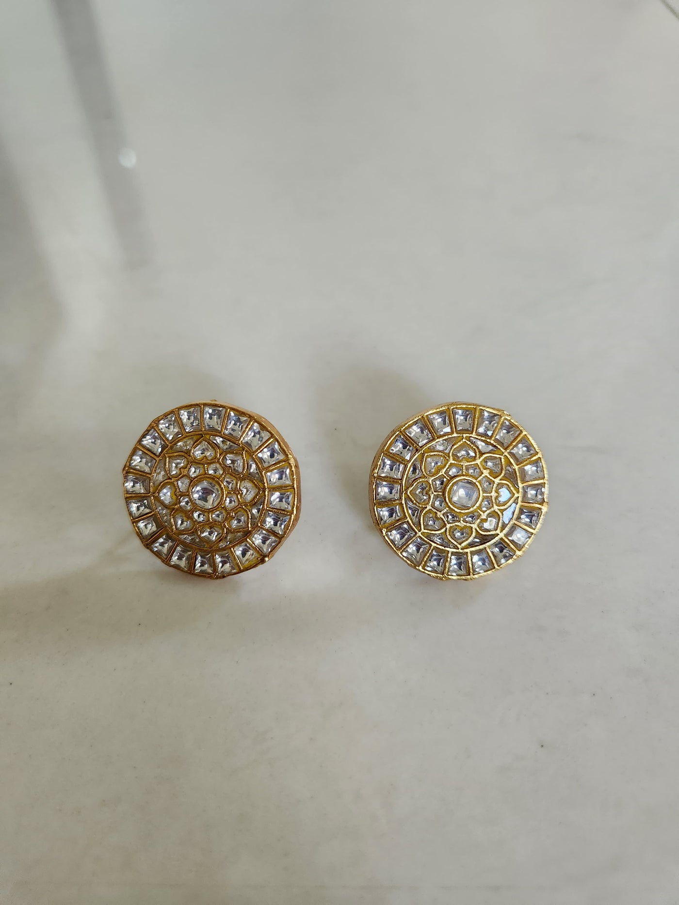 Elira Studs