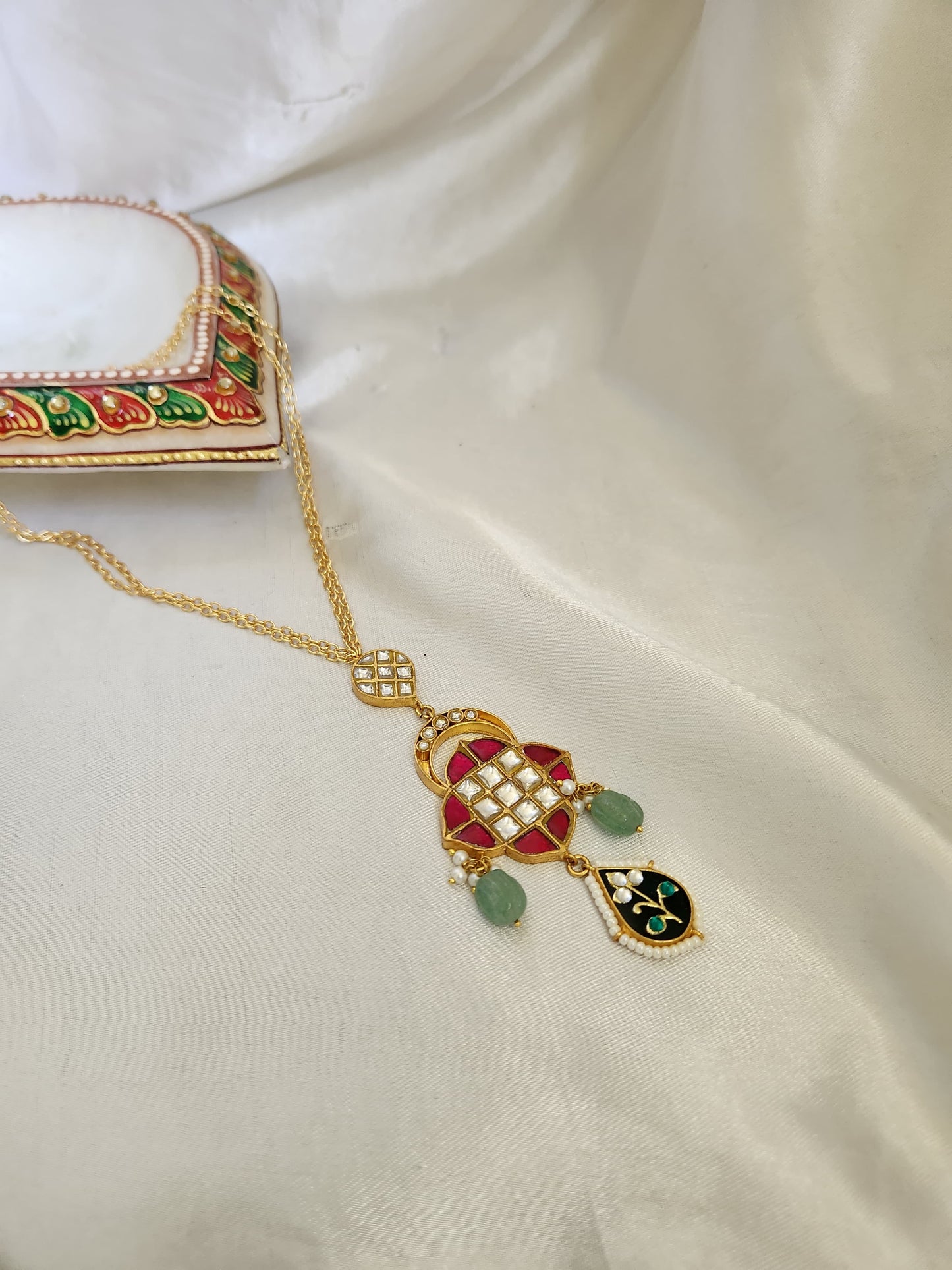 Koshi Pendant Chain