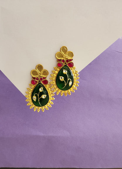 Hunar Earrings