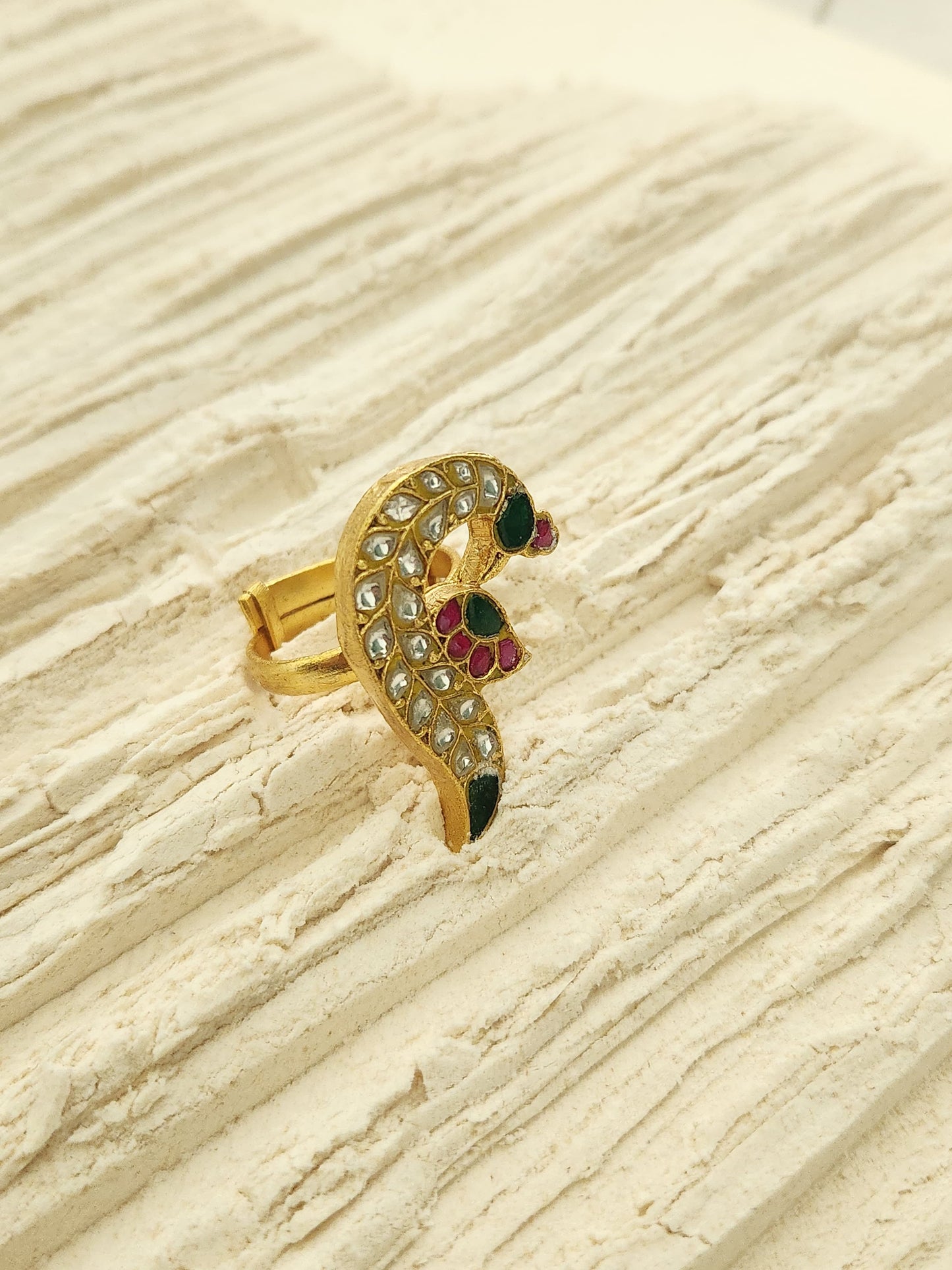Kaia Ring