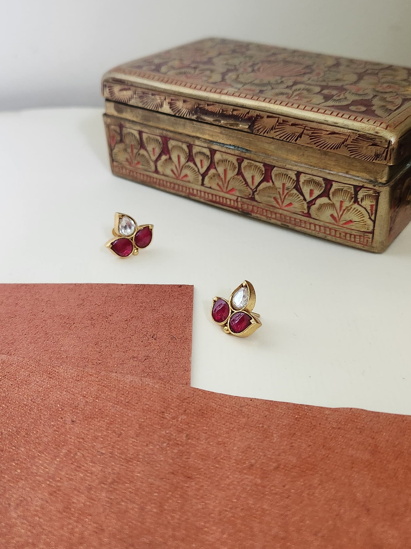 Giyaana Silver Earrings